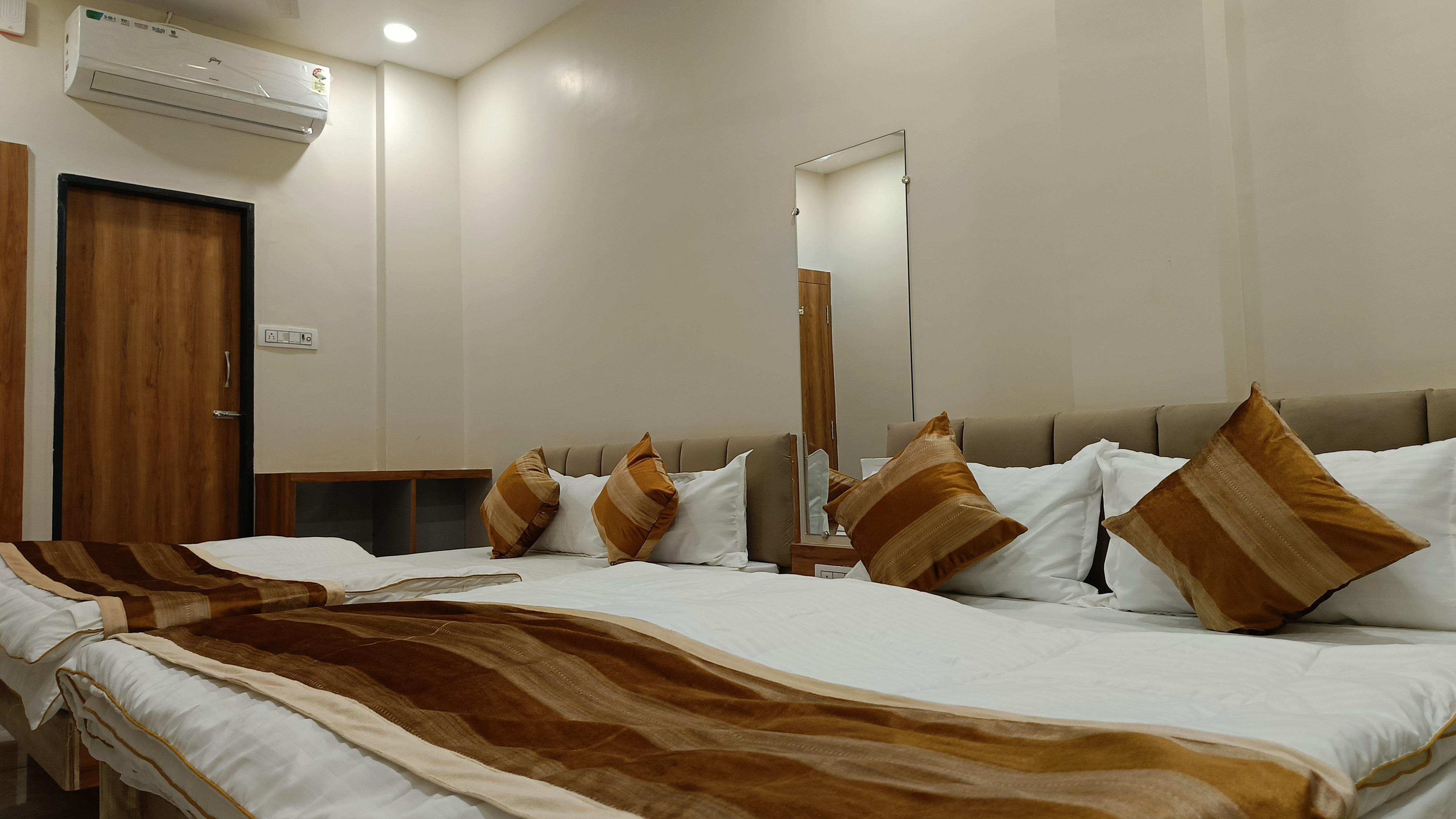 Image for deluxe-quadruple-room